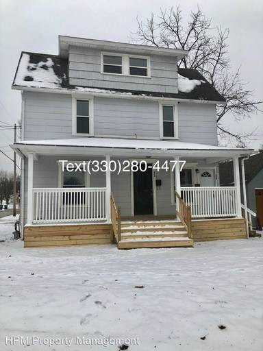 Main picture of 624 Portage St NW