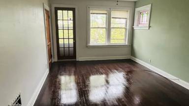 Main picture of 5044 Mardel Ave