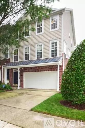 Main picture of 6943 Middleboro Dr