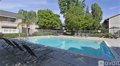 Main picture of Westdale Commons Apartments