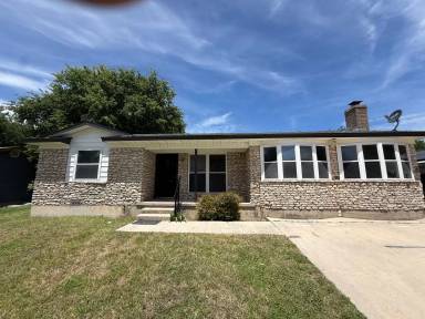 Main picture of 1006 S 27th St