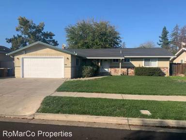 Main picture of 957 Oak St