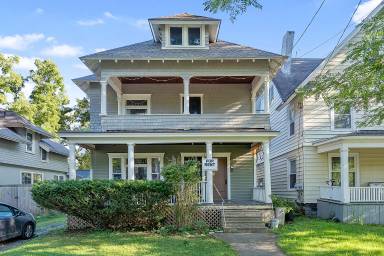Main picture of 125 Victoria Pl