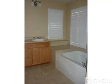 Main picture of 20590 Murano Cir