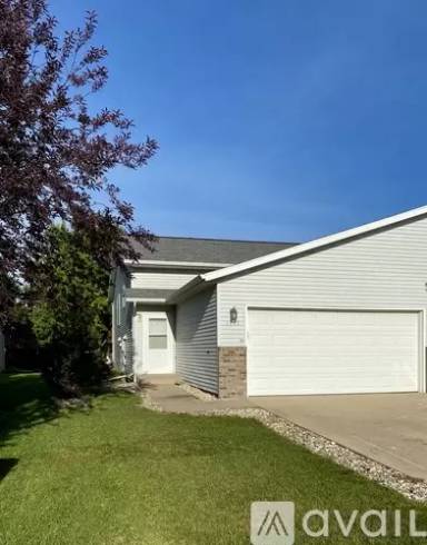 Main picture of 1717 49th St S