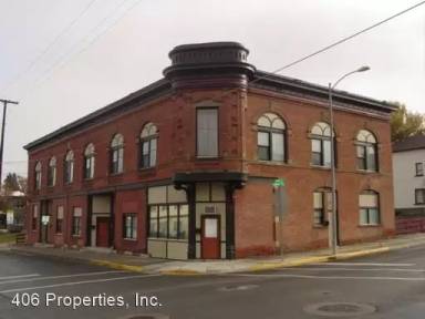 Main picture of 303 1/2 N Warren St