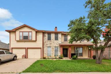 Main picture of 7416 Quail Point Ln