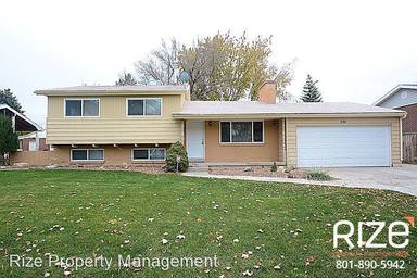 Main picture of 584 E Scott Ave