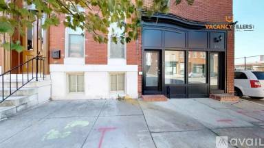 Main picture of 17 E 21st St