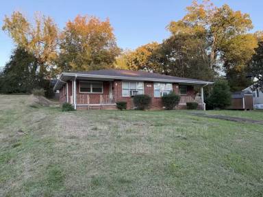 Main picture of 1002 N Royal Ave