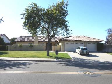 Main picture of 4527 California Blvd