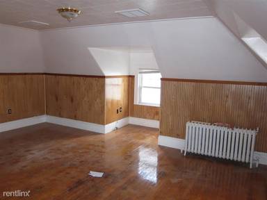 Main picture of 131 Josephine Ave