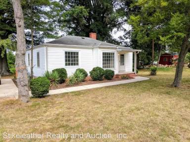 Main picture of 1488 Mecklenburg Hwy