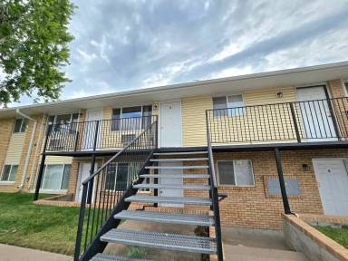 Main picture of 3016 Denver St