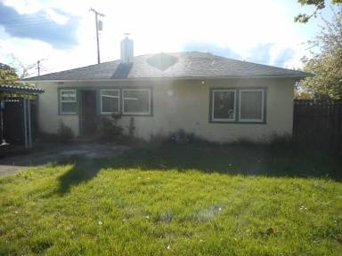 Main picture of 1550 N High St