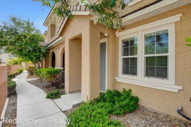 Main picture of 8049 Insignia Ave