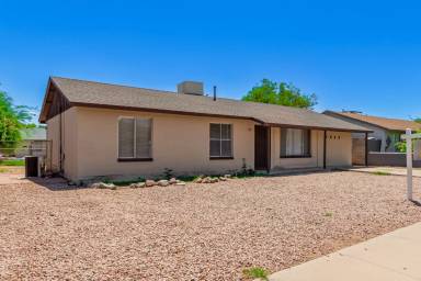 Main picture of 4809 W Palm Ln