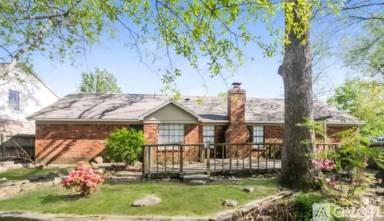 Main picture of 5086 Twin Woods Ave