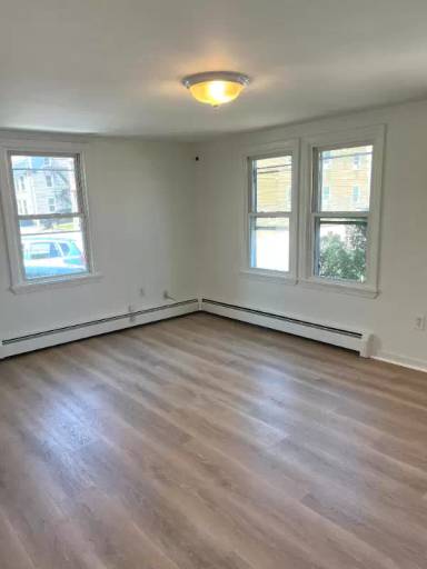 Main picture of 7 Cutts St