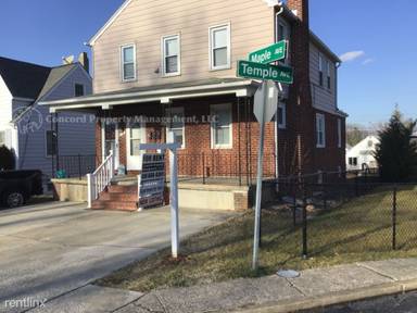 Main picture of 2730 Maple Ave