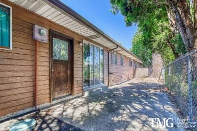 Main picture of 305 SE 157th Ave
