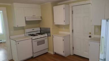 Main picture of 571 Lincoln St