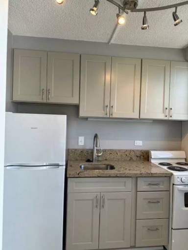 Main picture of Pacific Grand