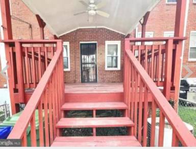 Main picture of 1022 Cameron Rd