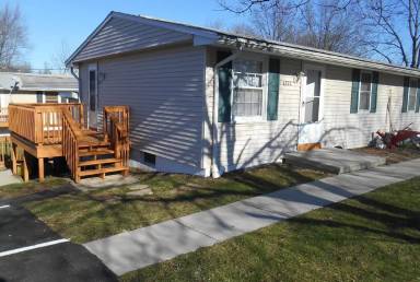 Main picture of 6222 Locust St
