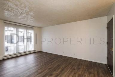 Main picture of 805 7th Ave