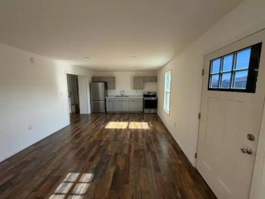 Main picture of 227 N Frisco St