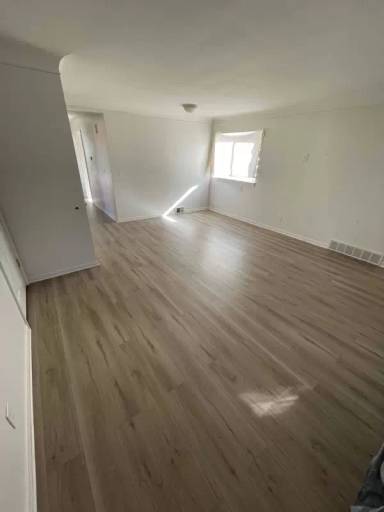 Main picture of 26260 Pinehurst St
