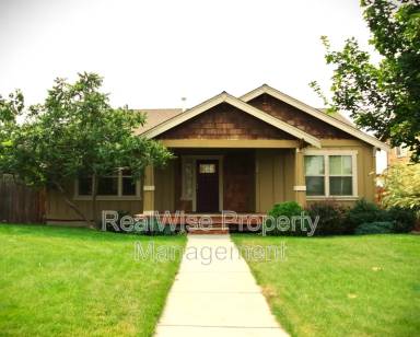 Main picture of 1028 NW Spruce Ave