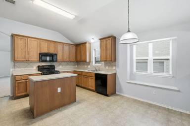 Main picture of 1906 Rachel Ln