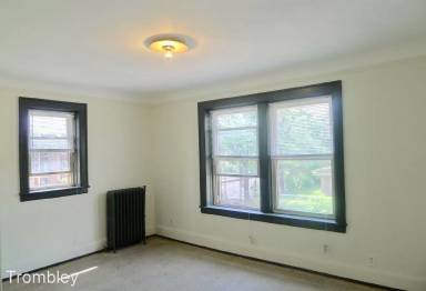 Main picture of 1050 Hibbard St