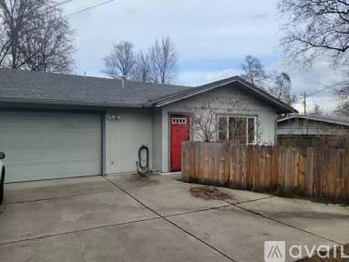 Main picture of 1207 Locust St