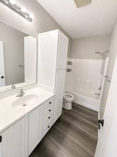 Main picture of 1469 S Trail Cir