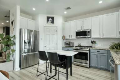 Main picture of Brodie Heights