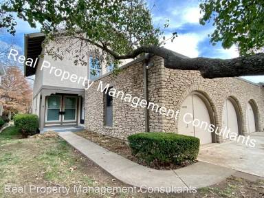 Main picture of 10225 Robinson St