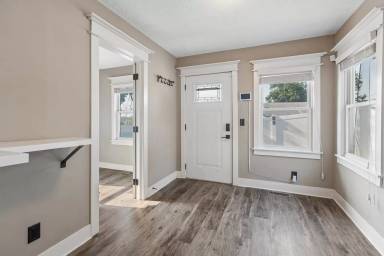 Main picture of 2814 N 204th St