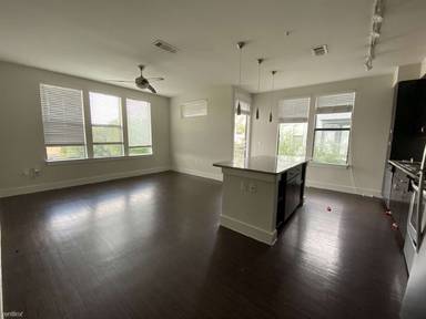 Main picture of 1320 S Lamar Blvd