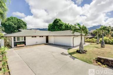 Main picture of 1077 Kamahele St