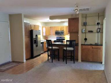 Main picture of 251 E Kossuth St