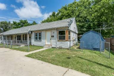 Main picture of 1808 N Market St