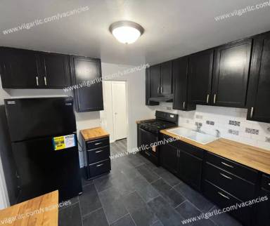 Main picture of 1134 E 39th Ave