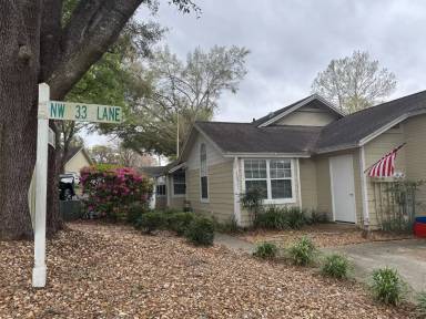 Main picture of 10311 NW 33rd Ln