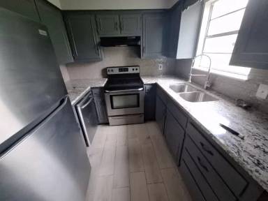 Main picture of 3214 34th St