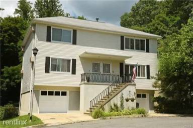 Main picture of 51 Dell St