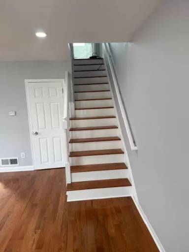 Main picture of 2152 Vailthorn Rd