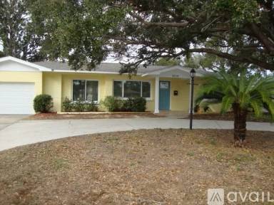 Main picture of 4019 28th Ave N